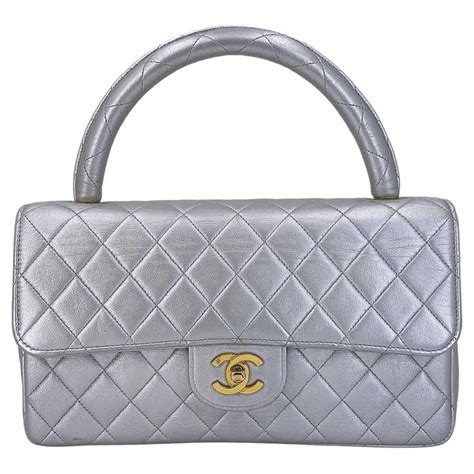 THE SELLIER BIBLE TO AUTHENTICATING A CHANEL CLASSIC FLAP